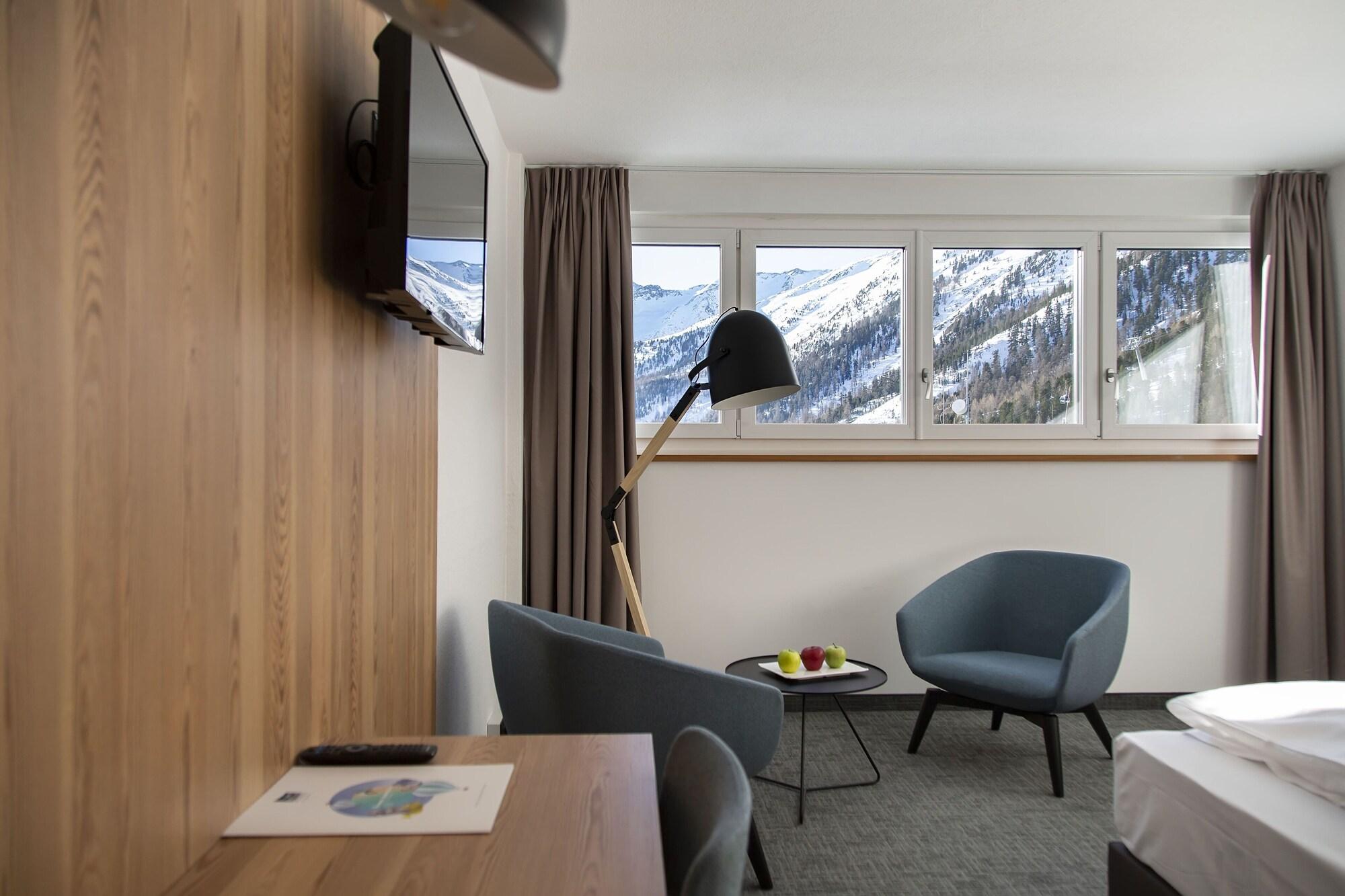 Blu Hotel Senales Zirm-Cristal Maso Corto Luaran gambar