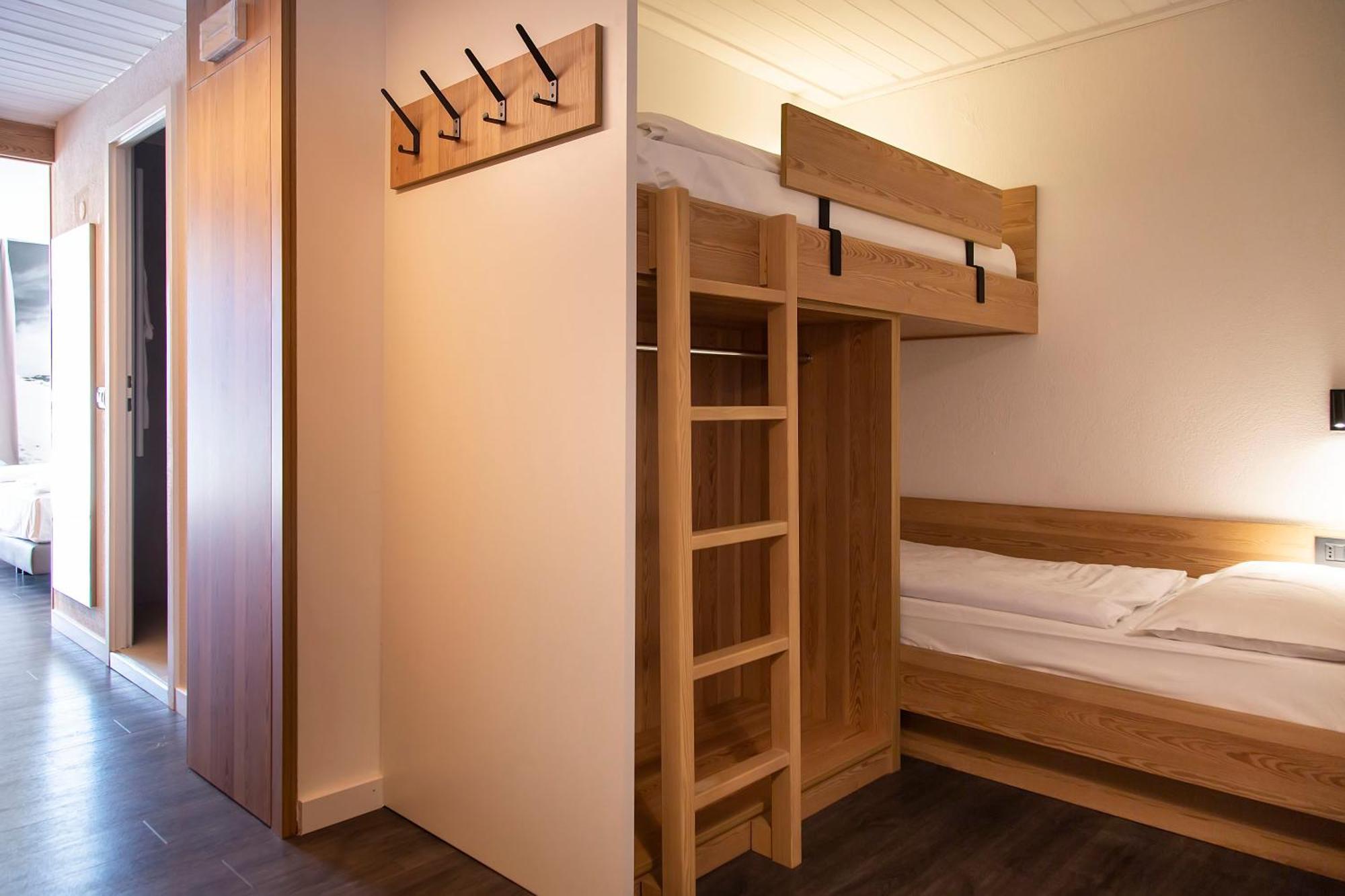Blu Hotel Senales Zirm-Cristal Maso Corto Bilik gambar