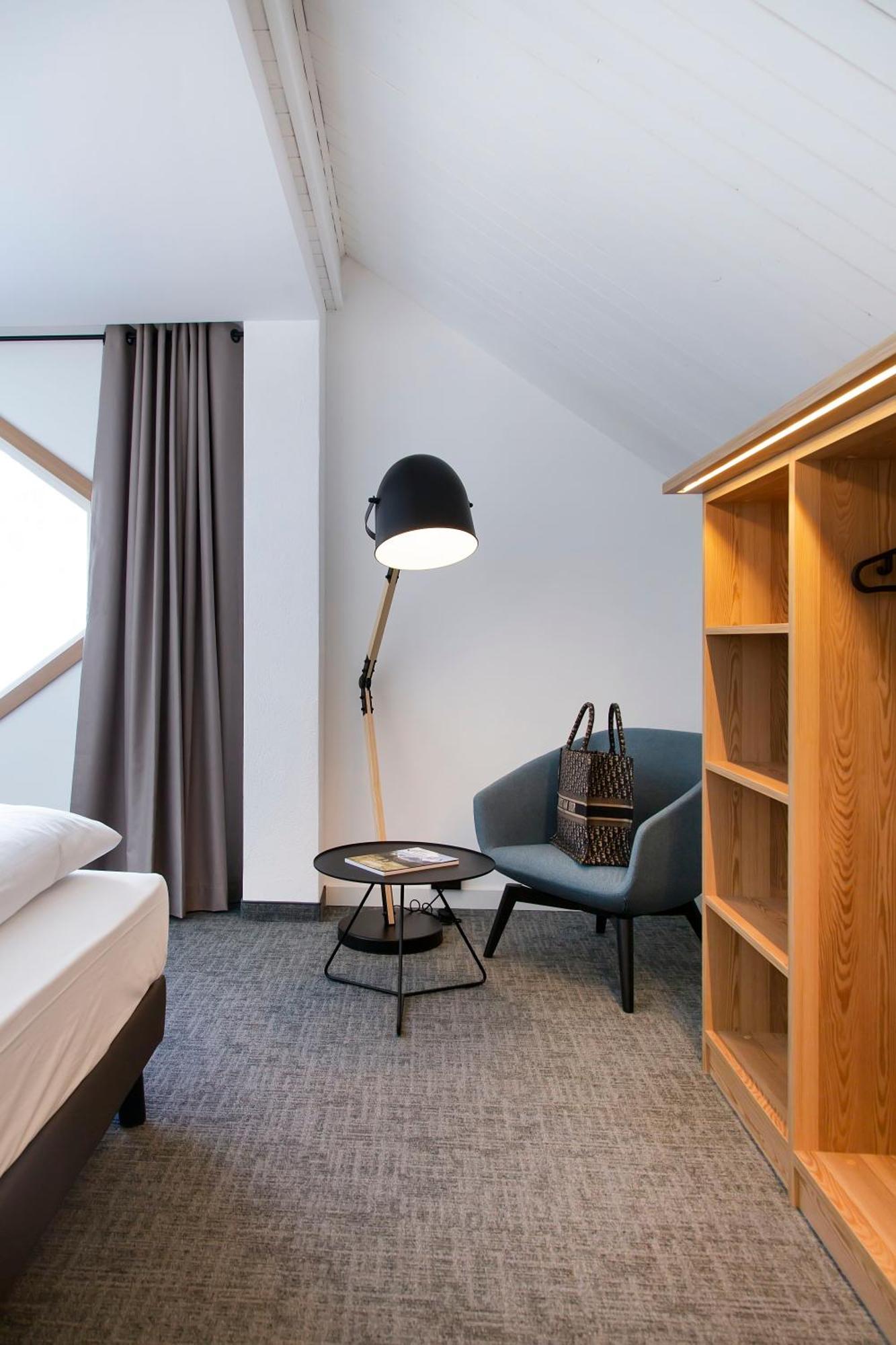Blu Hotel Senales Zirm-Cristal Maso Corto Bilik gambar