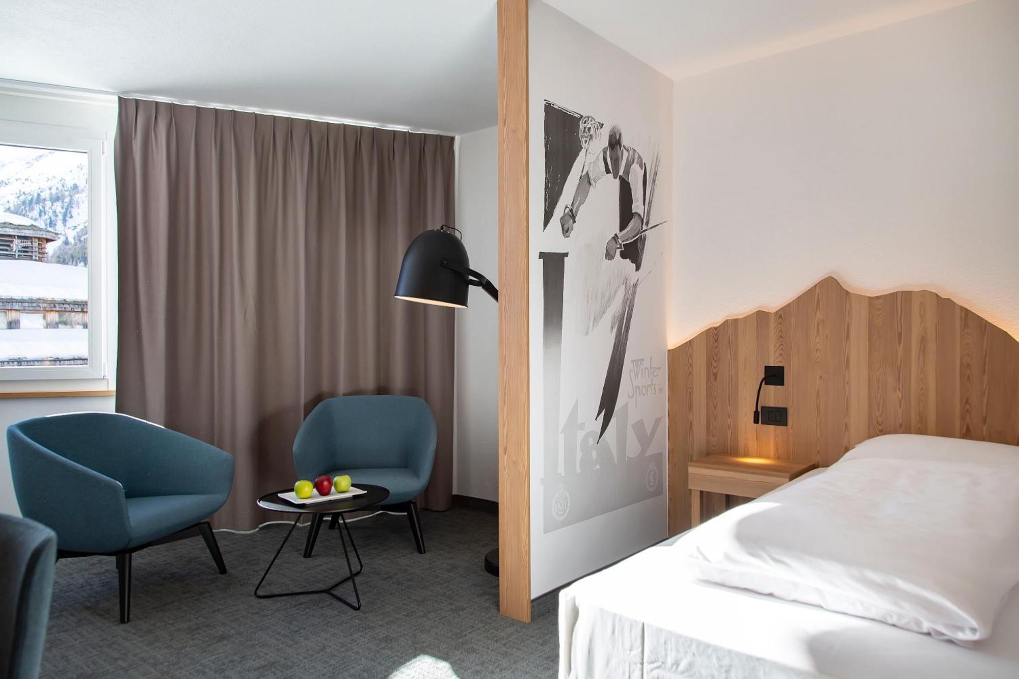 Blu Hotel Senales Zirm-Cristal Maso Corto Bilik gambar